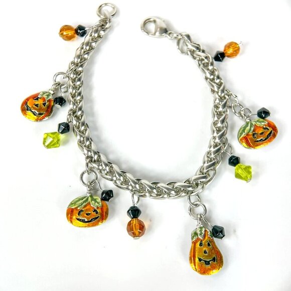 Halloween Pumpkin Jack-o-Lantern Silver Tone Charm Beaded Bracelet - Picture 1 of 4